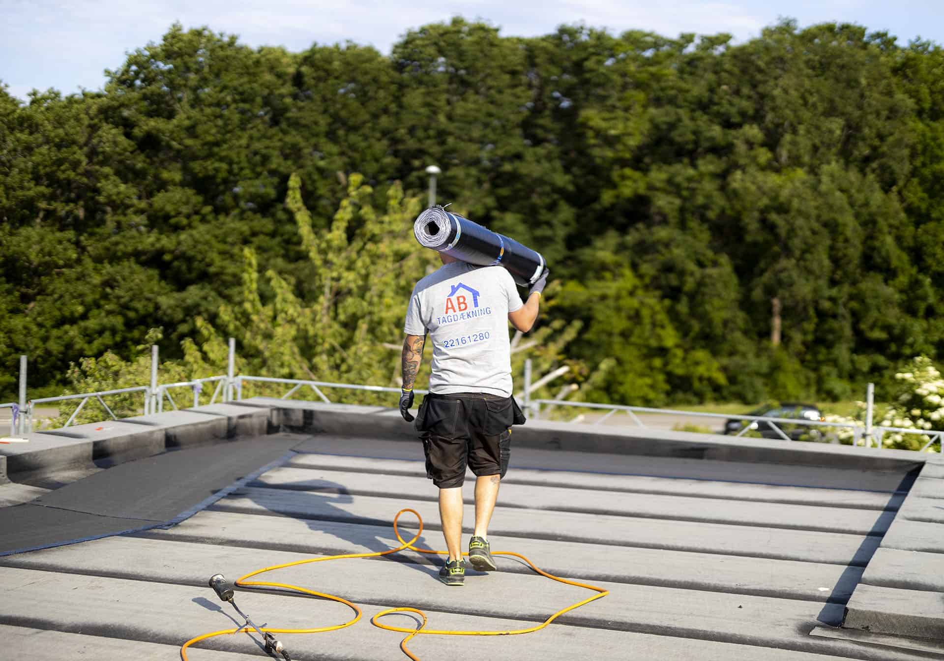 9R2A8544 AB Tagdækning tagdækker